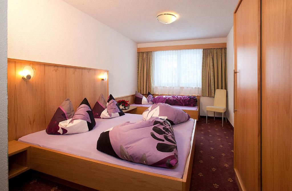 Haus Alpenflora Apartment Langenfeld Bilik gambar