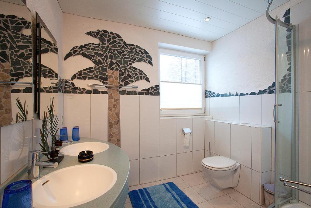 Haus Alpenflora Apartment Langenfeld Bilik gambar